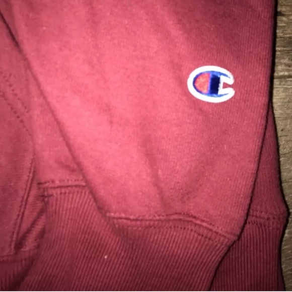 Champion New burgundy red reverse weave hoodie - Picture 6 of 8